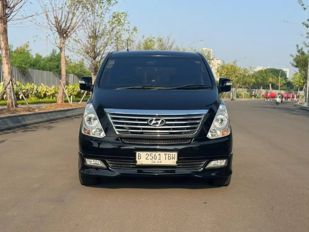 MURAH Hyundai H-1 XG Bensin 2013 AT