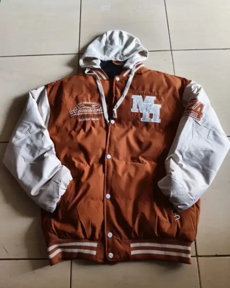 Jaket Varsity New