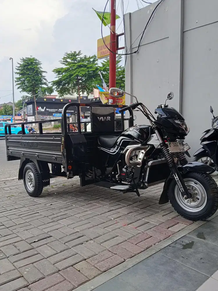 Viar karya 200L 2024 full orisinil Gress seperti baru KM 1000