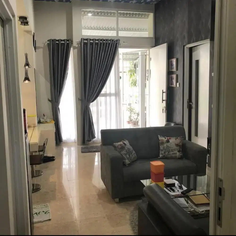 Rumah Bagus Full Furnished di Forest Hill Citraland Bsb City