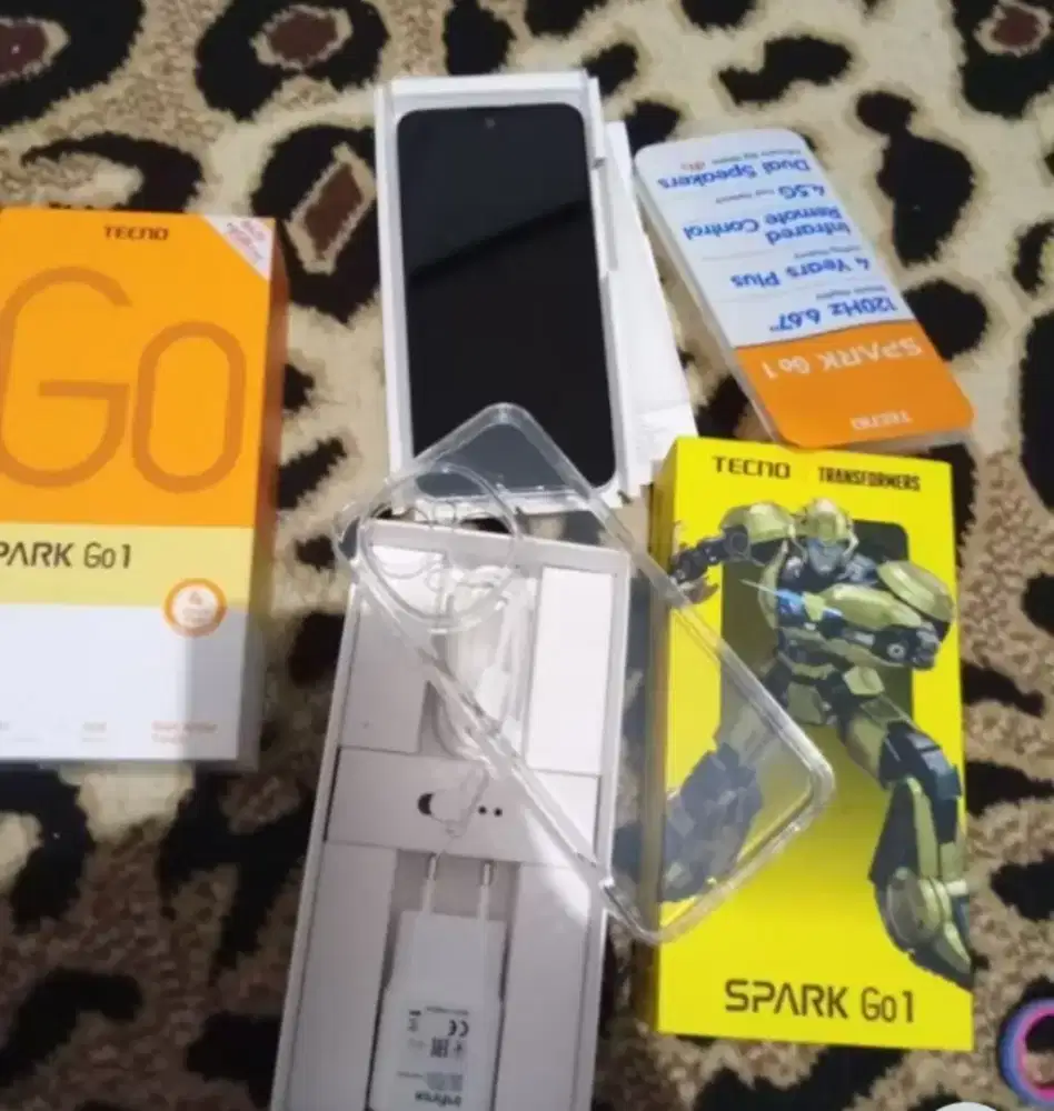 tecno spark go 1 ( Ram 4 / 64 gb )