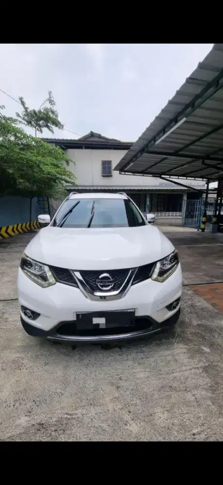 Nissan X-Trail T32 AT 2015 2.5