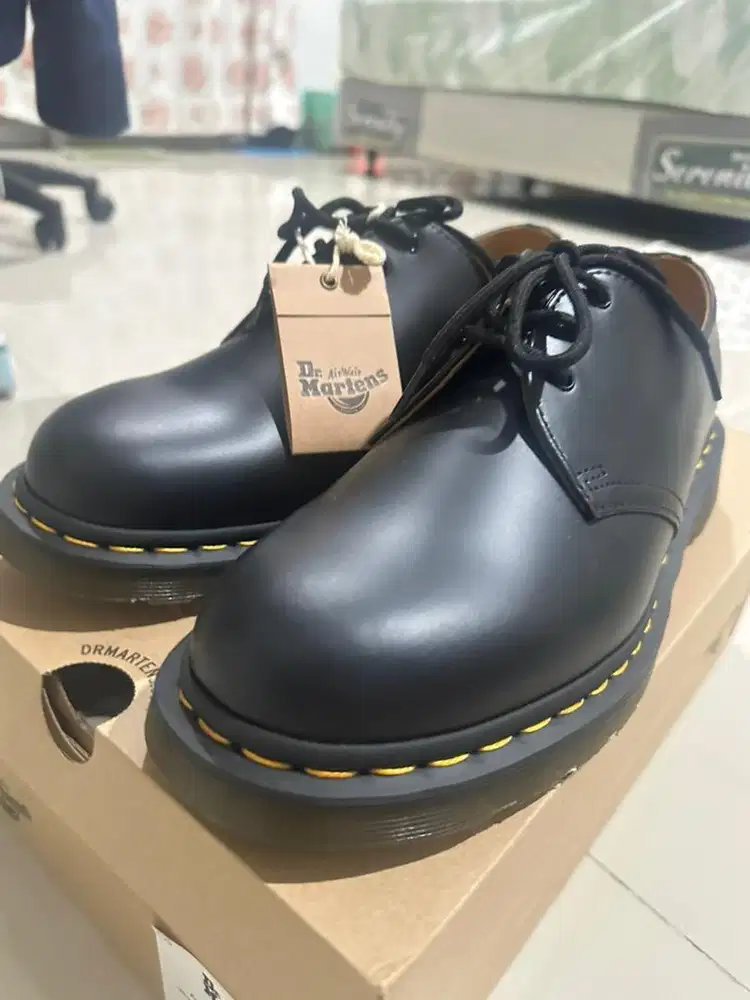 Docmart 1461 Black Smooth