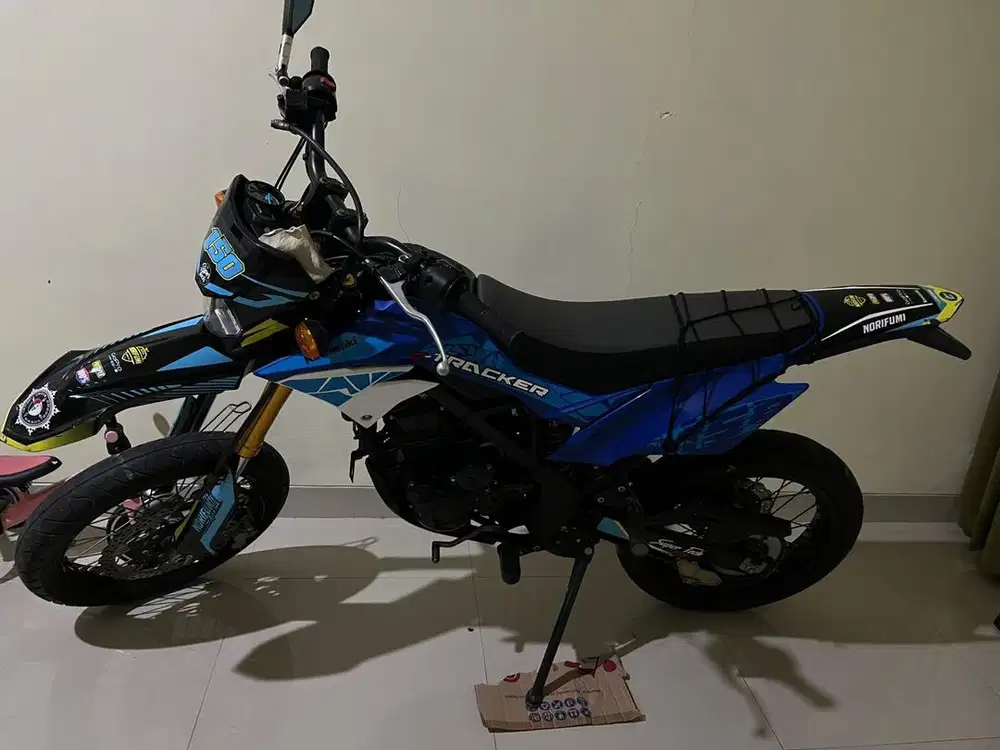 kawasaki d tracker 150