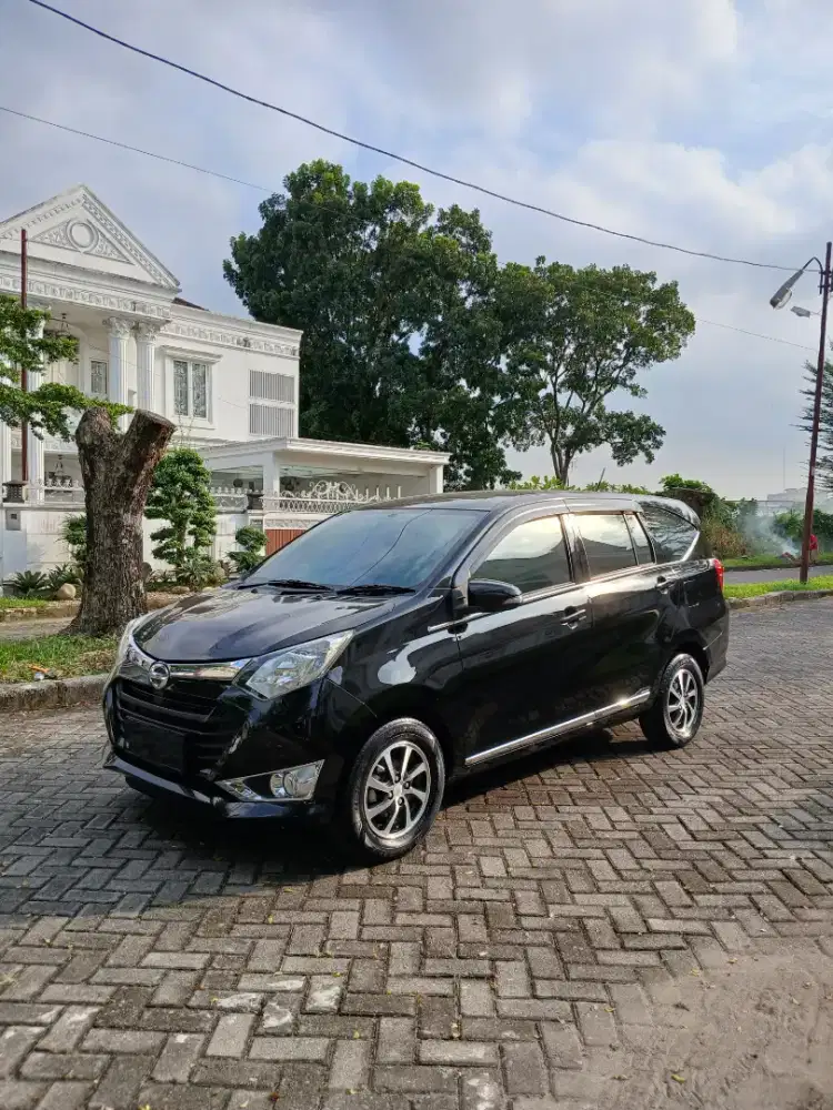 SIGRA R DULUXE AT 2018