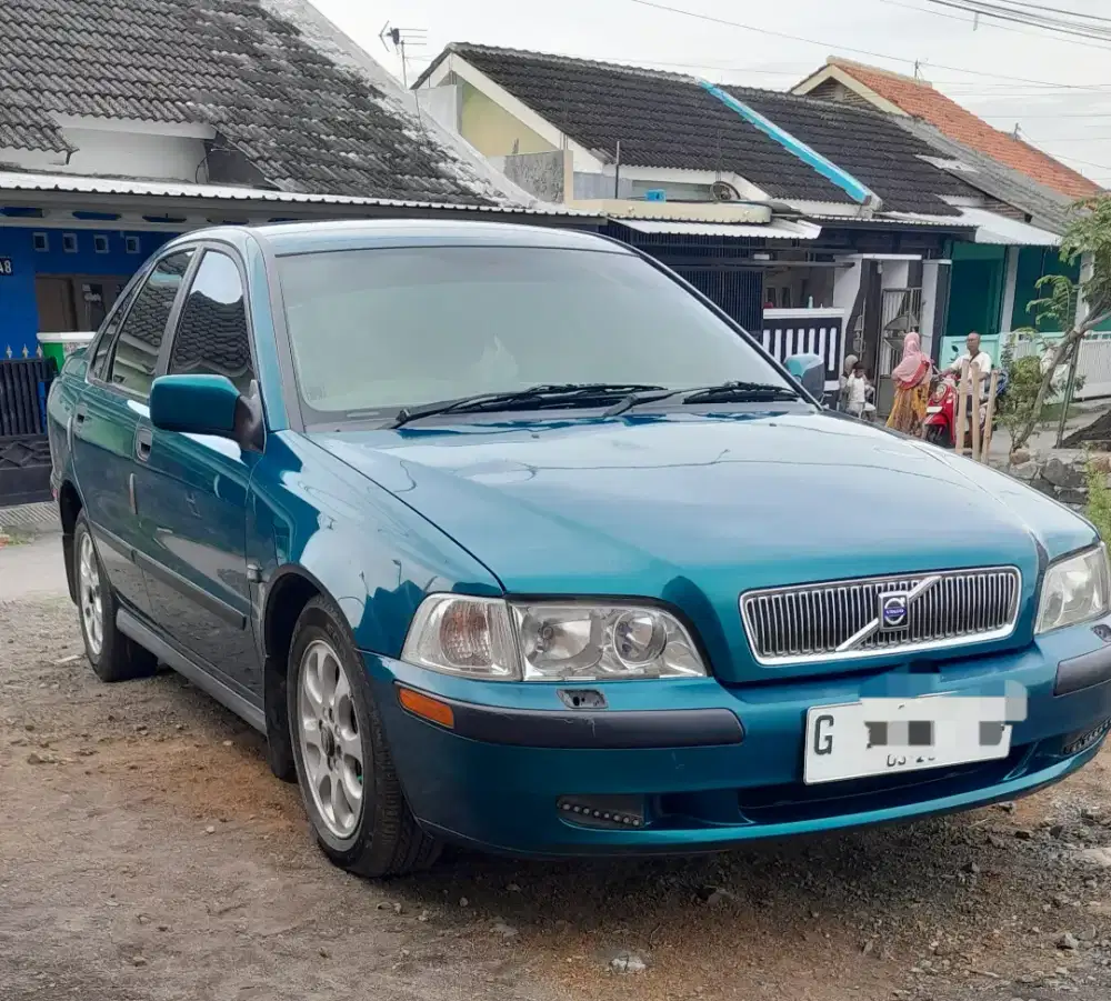 Volvo s40 matic th 2001