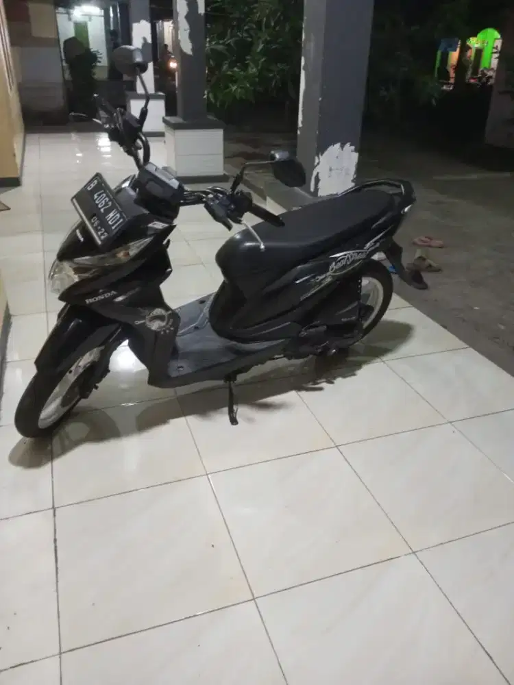 Honda beat street tahun 2017 Hitam