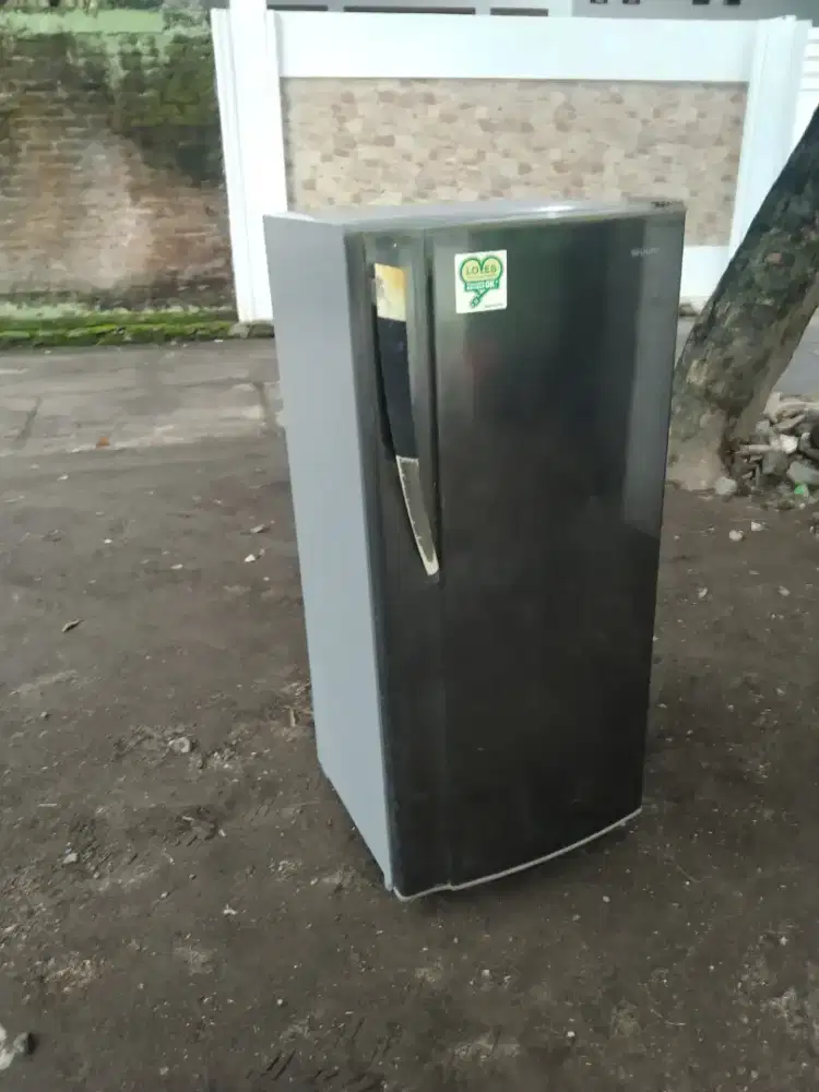 Kulkas Sharp 1pintu