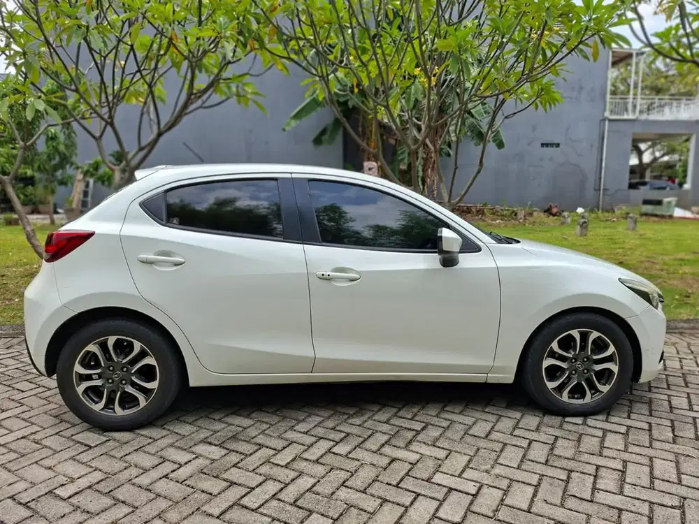 Mazda 2 2014 Bensin