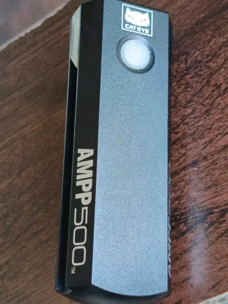 Lampu Depan Sepeda Cateye AMPP 500 Led