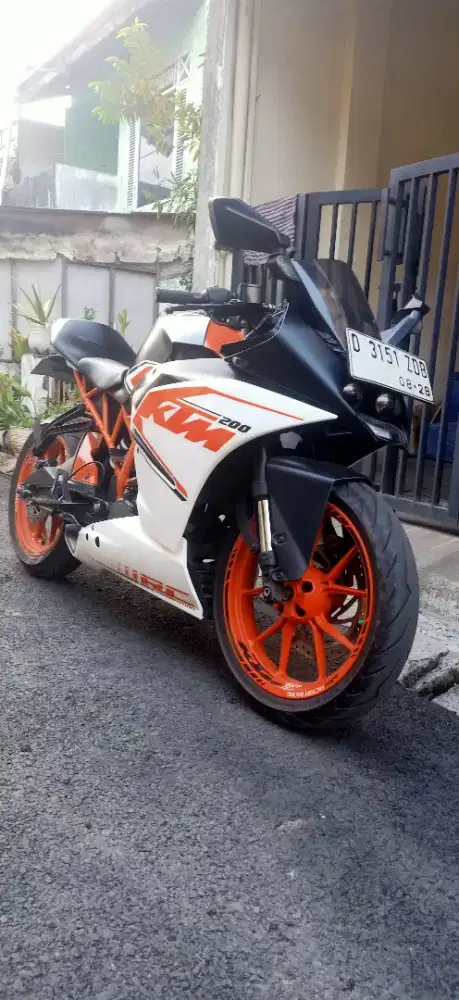 Ktm rc 200 2018