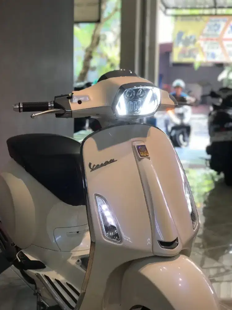 DP 5,6 JT/ BUNGA MENURUN 2% / PIAGGIO VESPA SPRINT TAHUN 2022