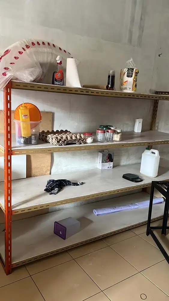 Rak Besi Siku 4 tingkat