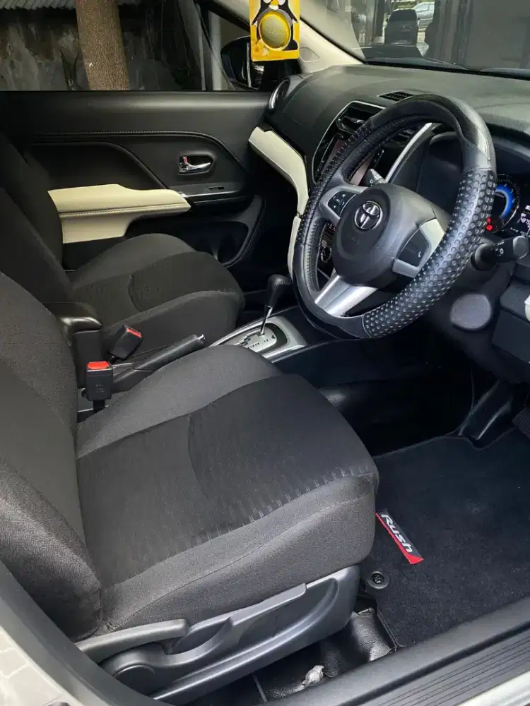 Toyota RUSH 2020 Matic istimewa