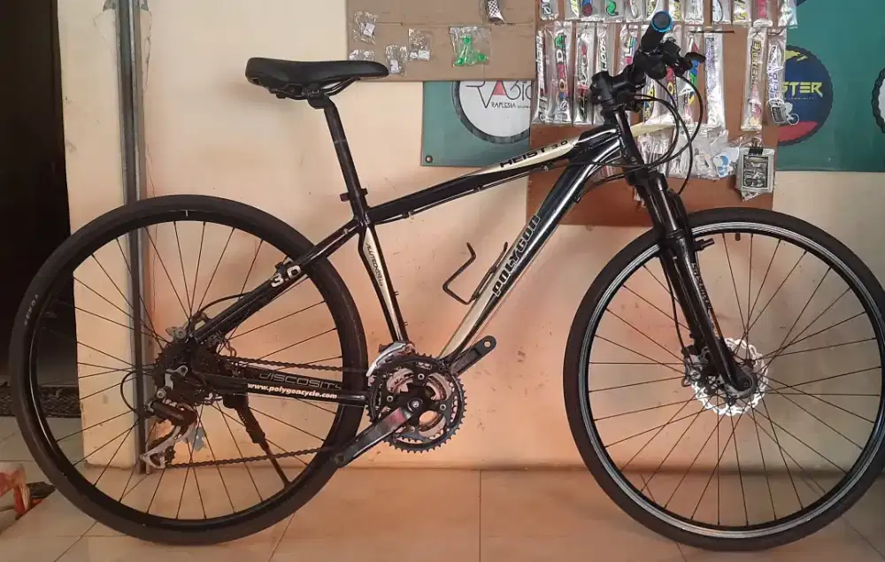 Sepeda Ggunung Polygon Hybrid Mantab