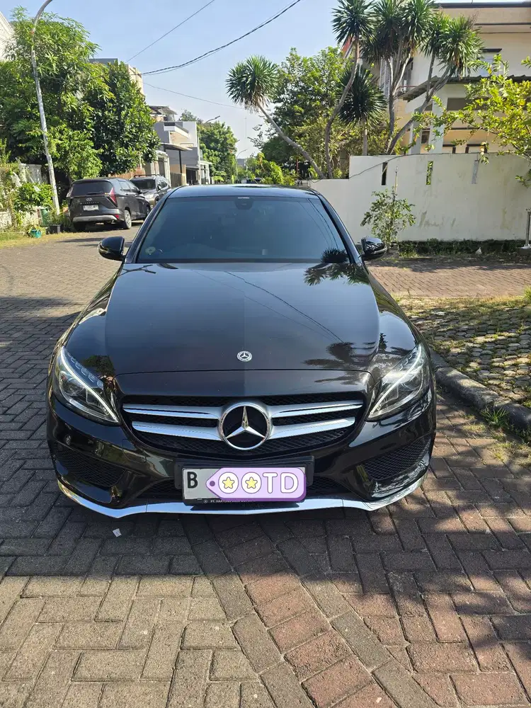Mercedes-Benz C200 2018 Bensin