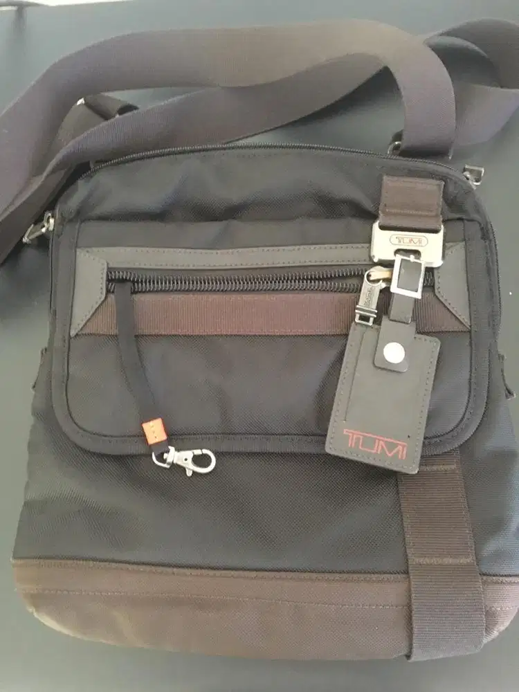 Jual Tas TUMI Alpha BravoSling Bag Murah Istimewa ORI