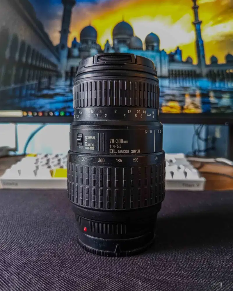 LENSA SIGMA 70-300MM DL MACRO SUPER FOR SONY A MOUNT DSLR