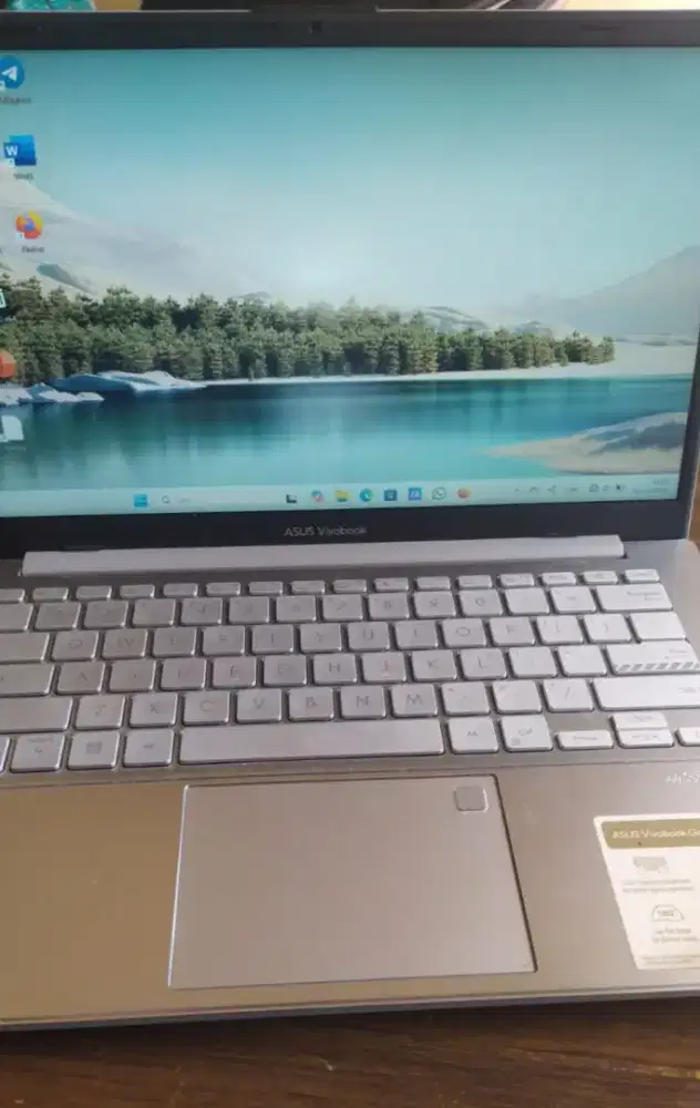 laptop Asus Vivobook AMD RYZEN 3-7320 RAM 8GB DDR4 SSD 512GB