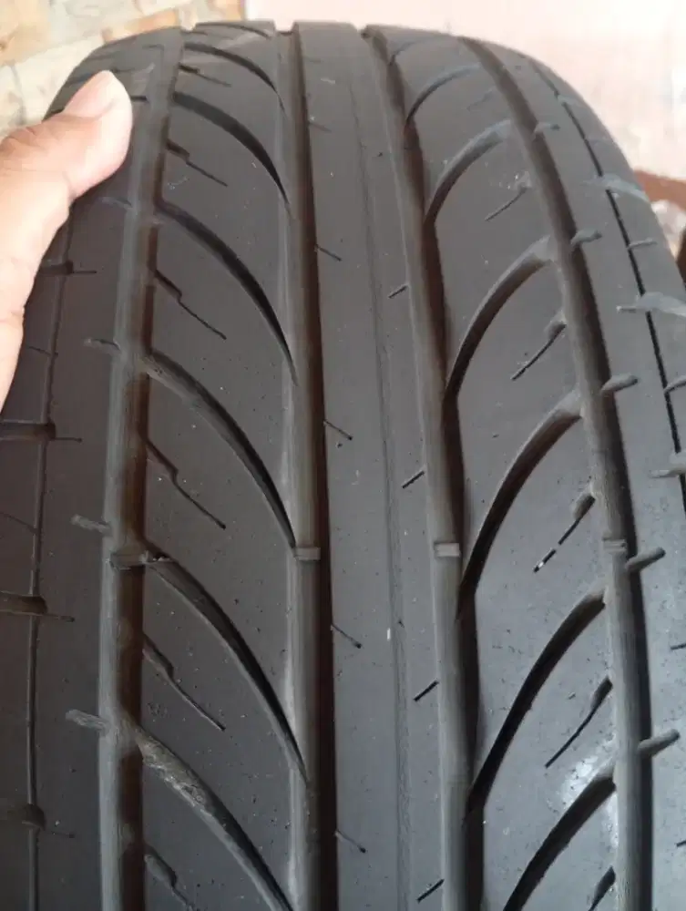 Ban Mobil R16 195/50