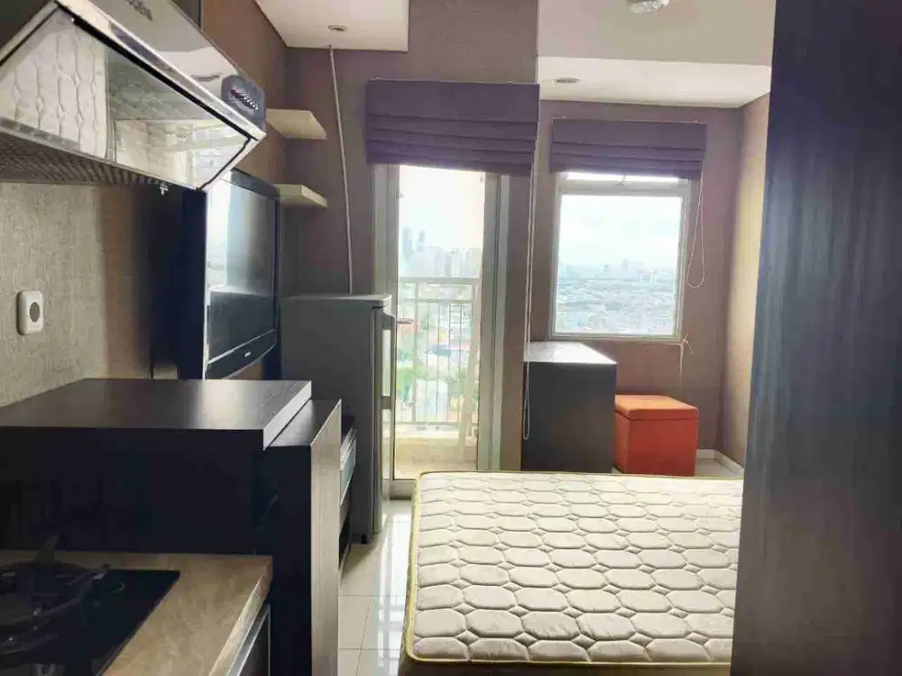 di sewakan apartemen green lake Sunter studio furnish