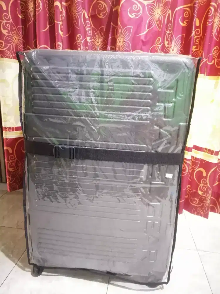 Koper/ Suitcase, ukuran/size 32 Jumbo