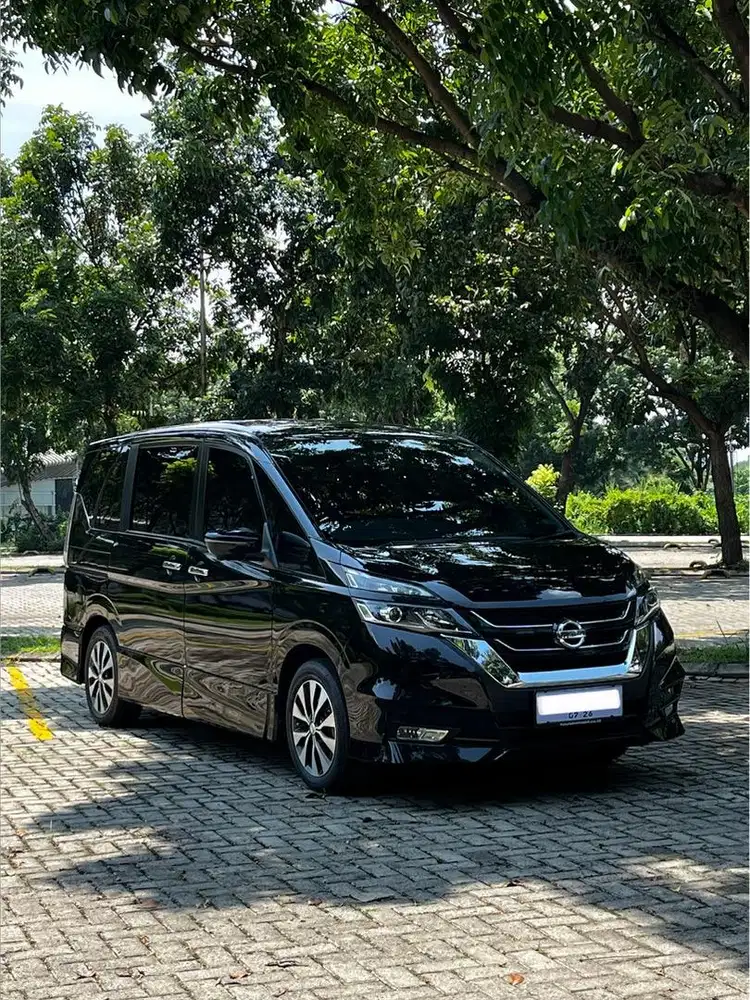 Nissan Serena 2.0 HWS 2019