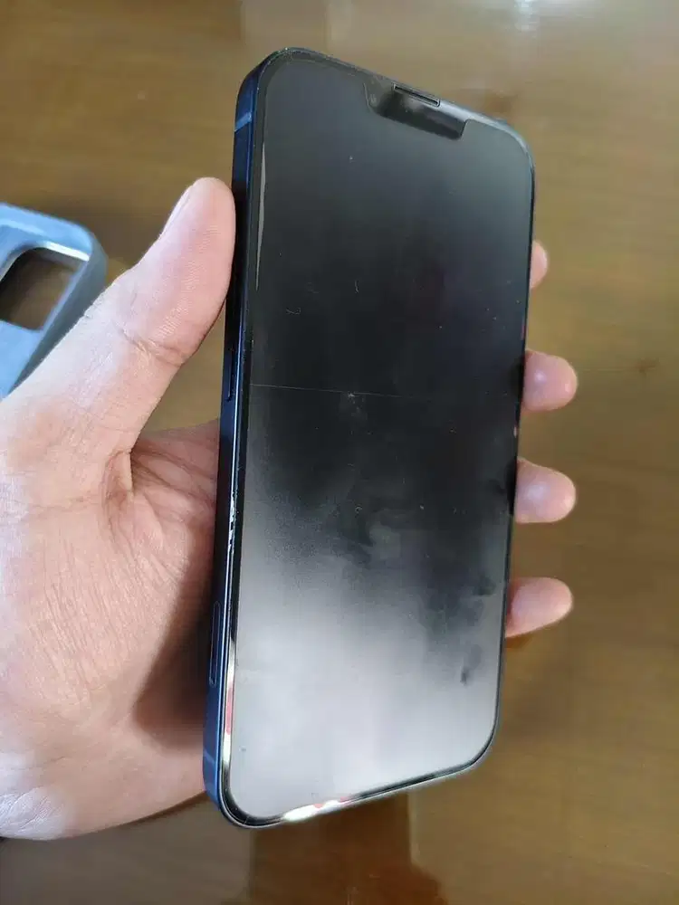 iphone 13 midnight 128 garansi on, baca deskripsi!