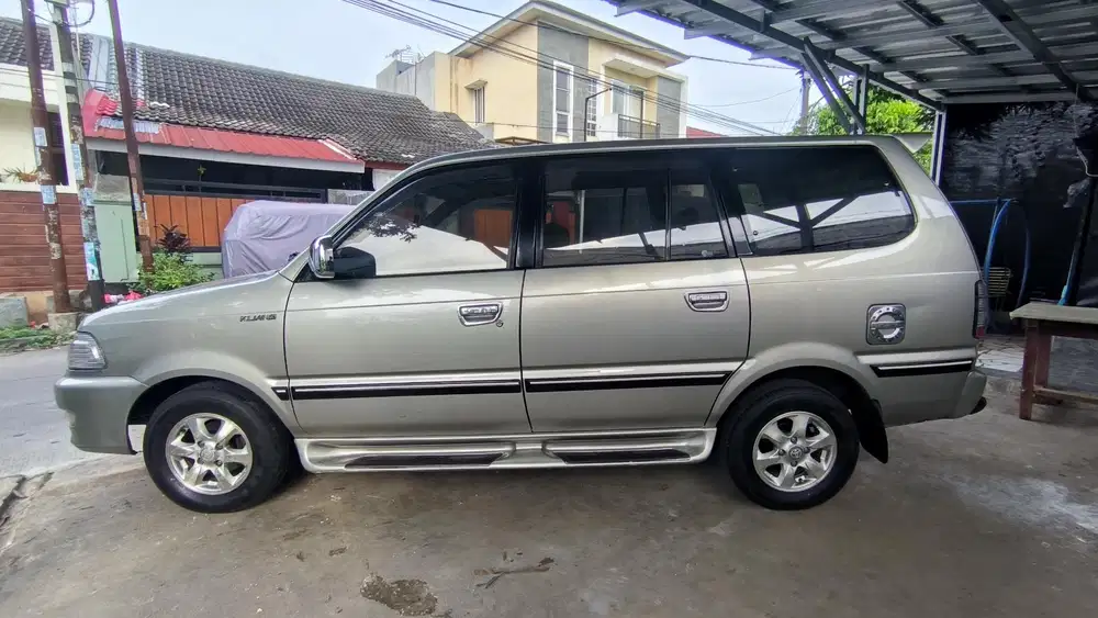 Toyota Kijang 2003 Bensin