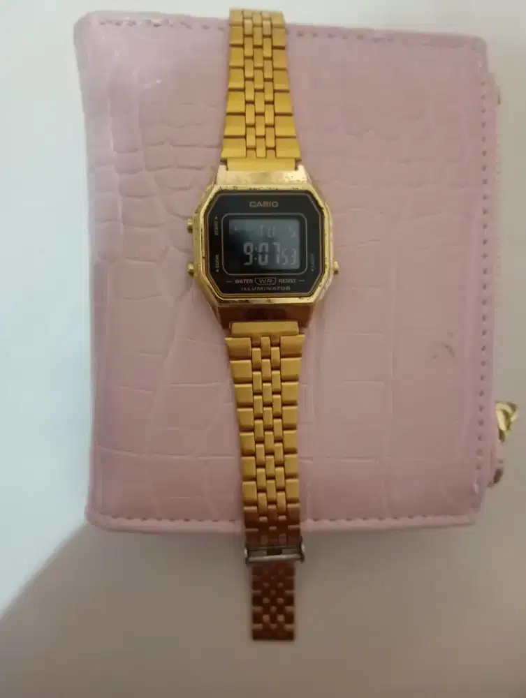 Jam casio LA680WGA-1BDF GOLD