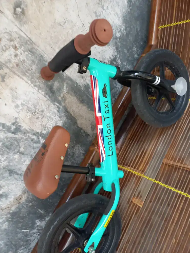 Jual sepeda pushbike london taxi wrna tosca muluss