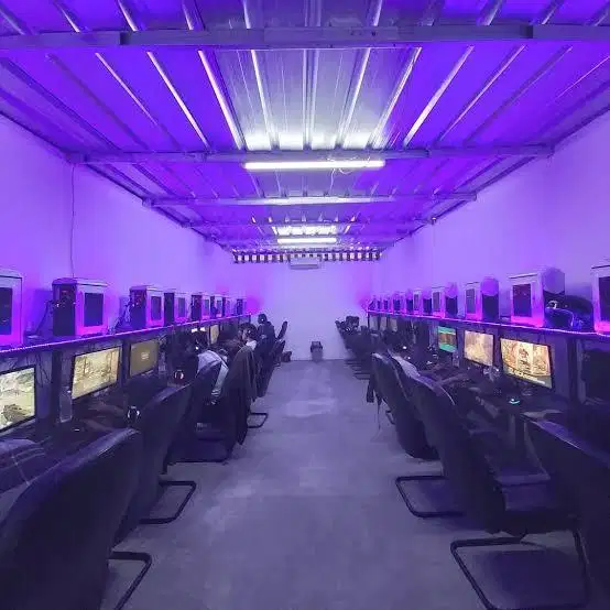 Operator Warnet Gaming