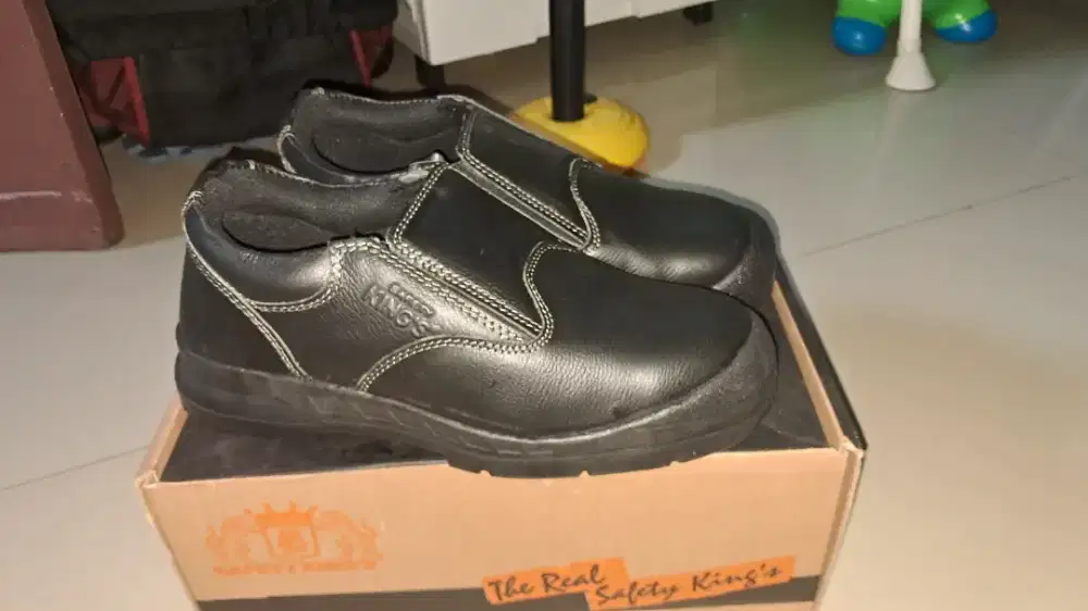 Safety Shoes Kings