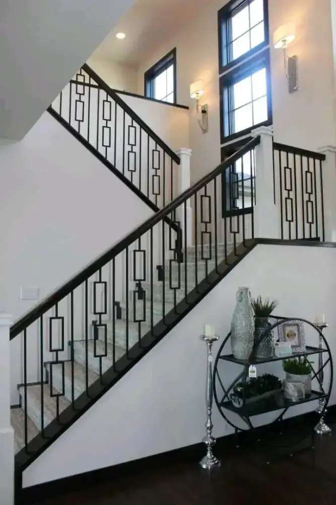 Raling tangga besi trmpahan baru