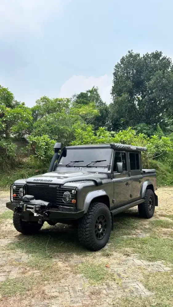 Jual Land Rover Defender Double Cabin 110