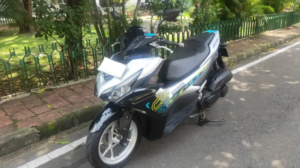 Dijual Yamaha Aerox new connected tahun 2024