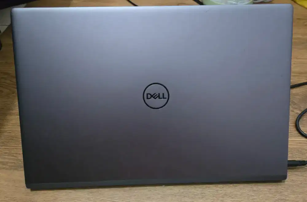 Dell Vostro 5402 core i5 Nvidia GeForce MX 330