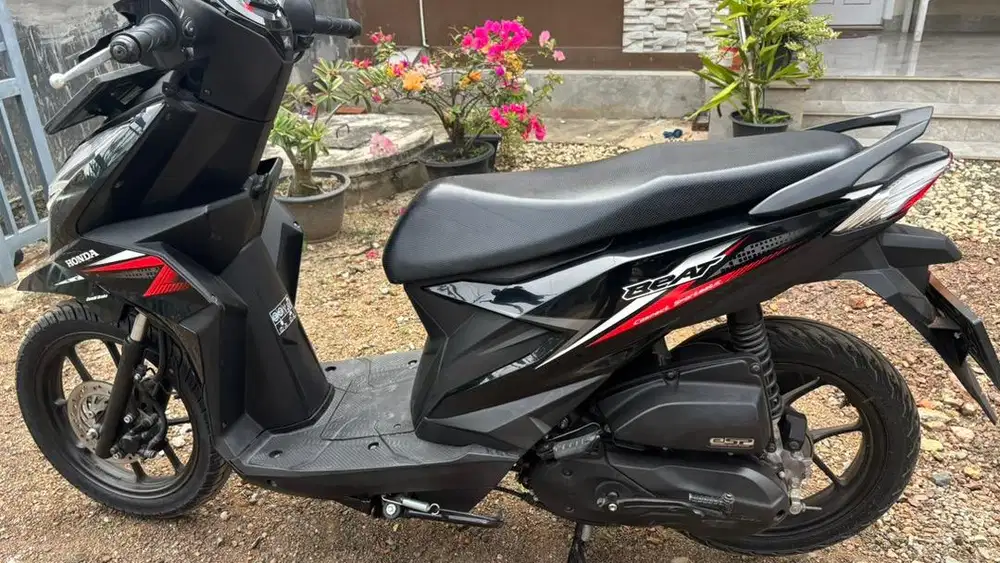 Jual beat 2020 warna hitam