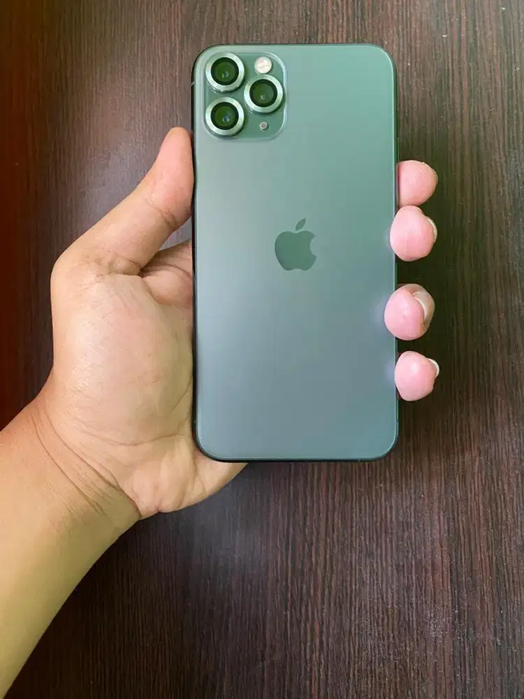 iPhone 11 pro 256gb ibox. nego