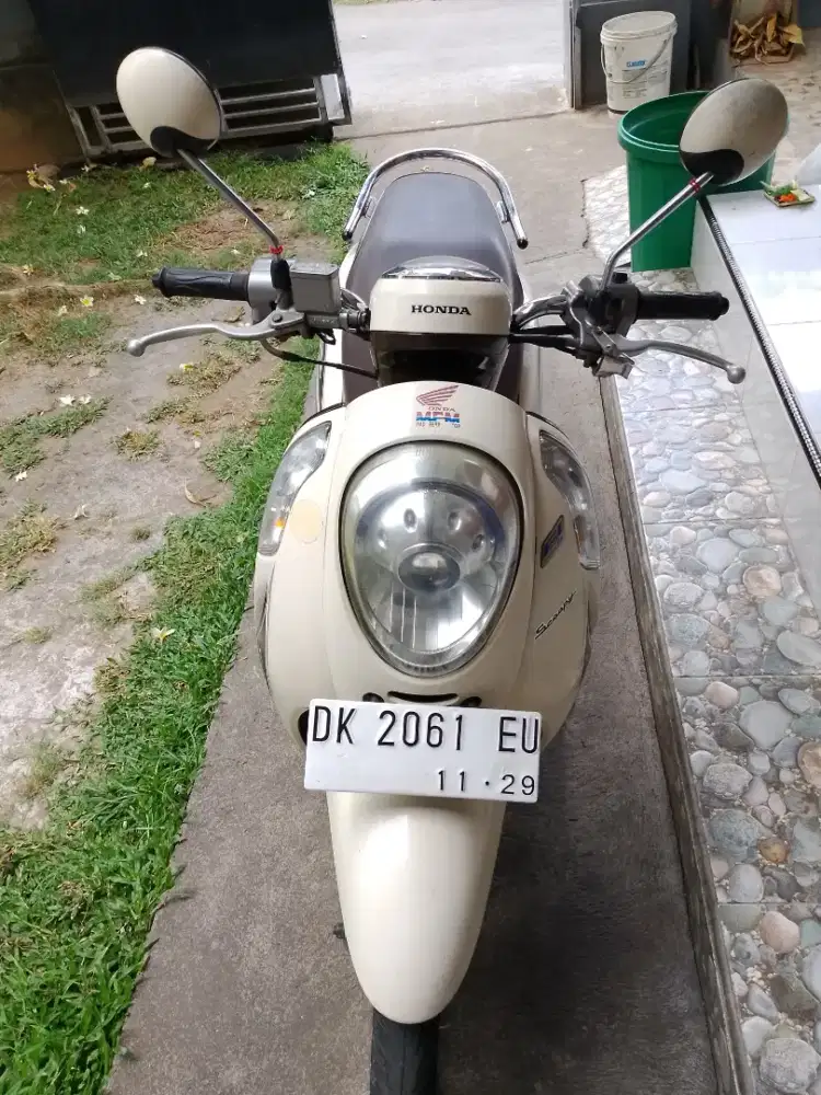 HONDA SCOOPY 2014