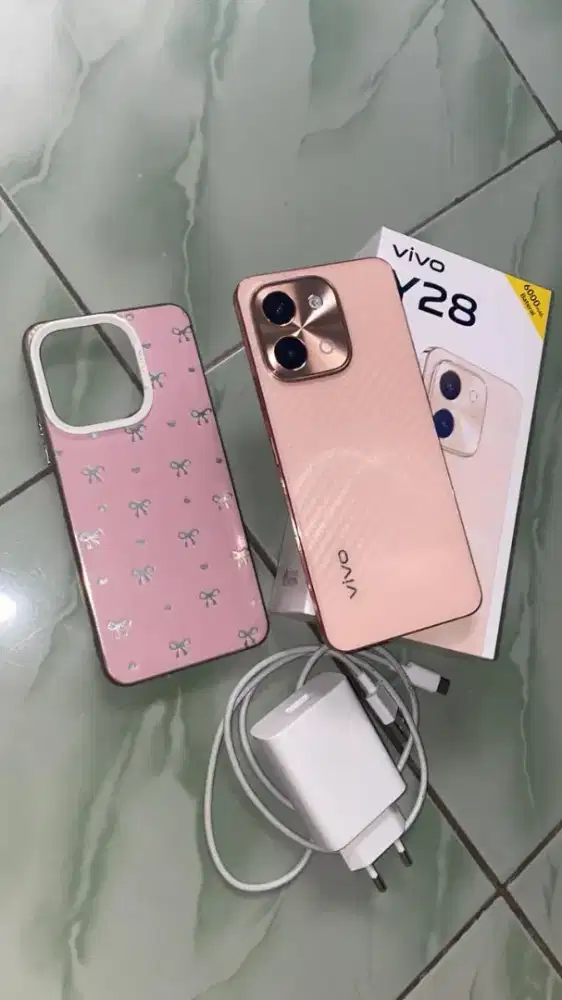 Vivo Y28 6/128GB 6000mAH fullset pemakaian 4bulan