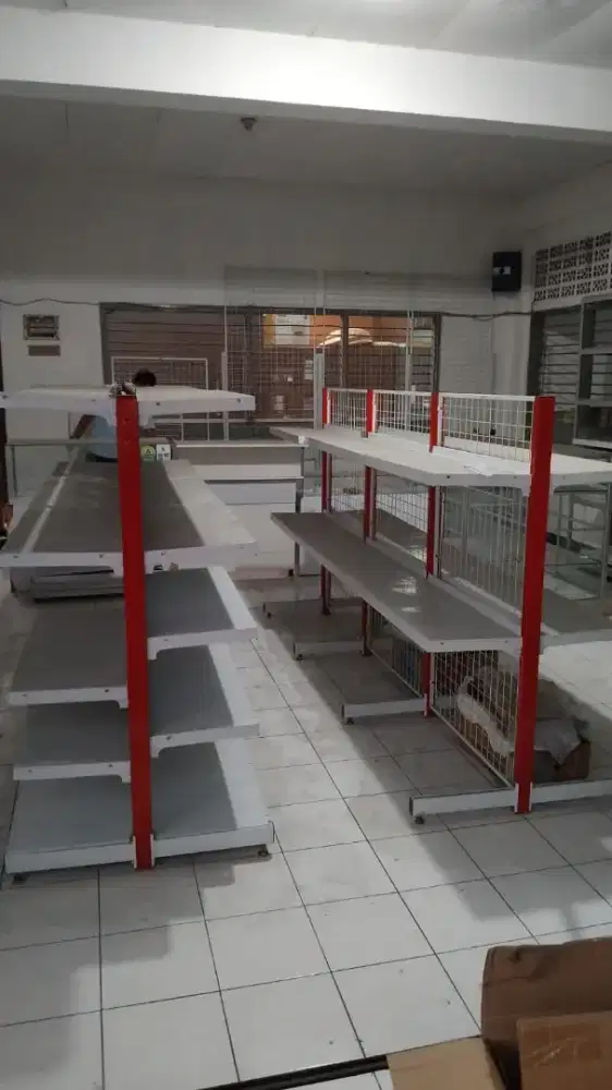 Di Jual 6 set Rak Display Supermarket