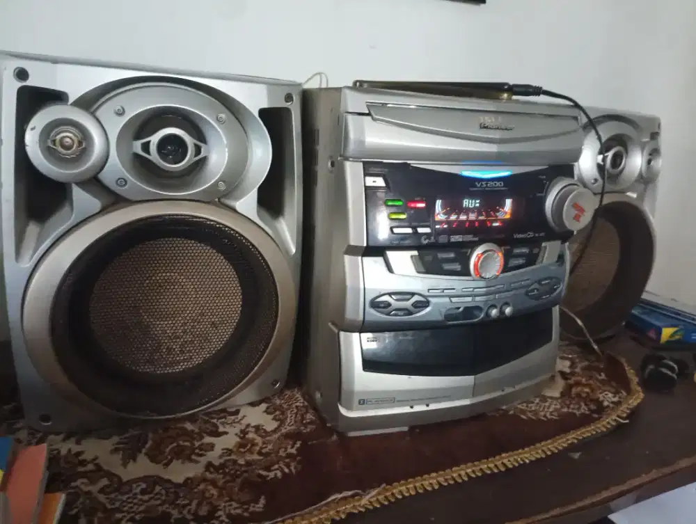 Pioneer big compo vz200
