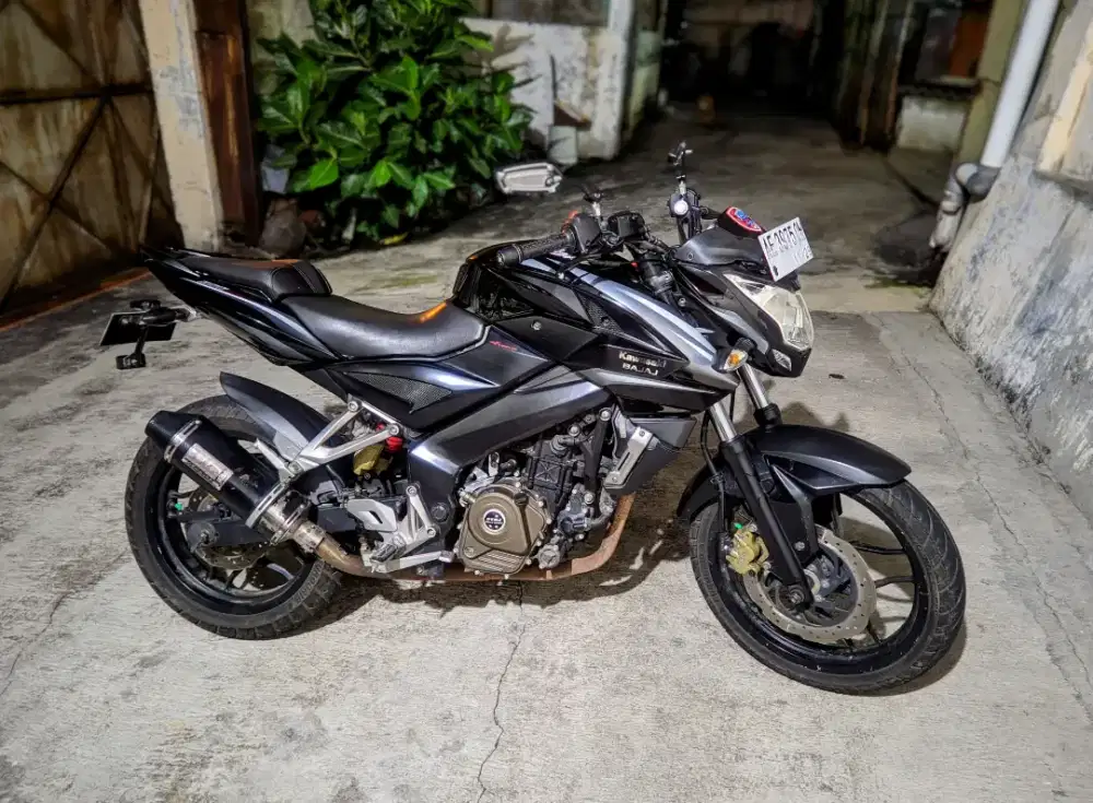 Kawasaki Pulsar 200NS 2013