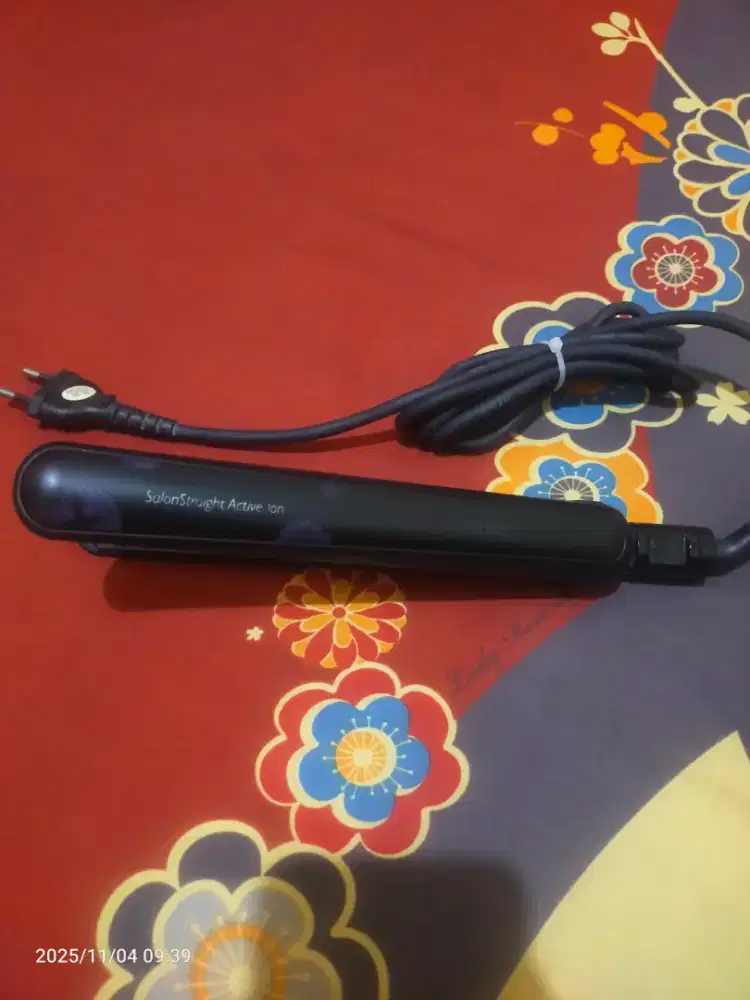 Catokan philips salon straight active ion