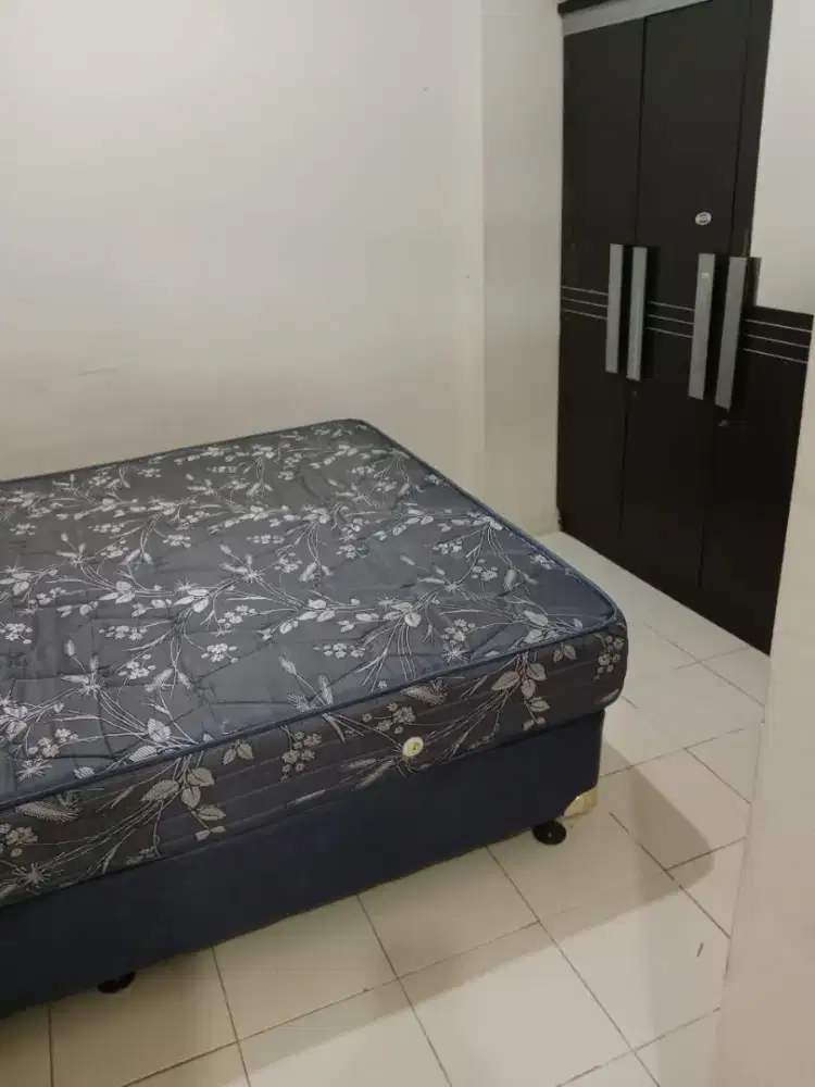 Disewakan apartemen tipe 2 kmr bersih murah jakarta barat