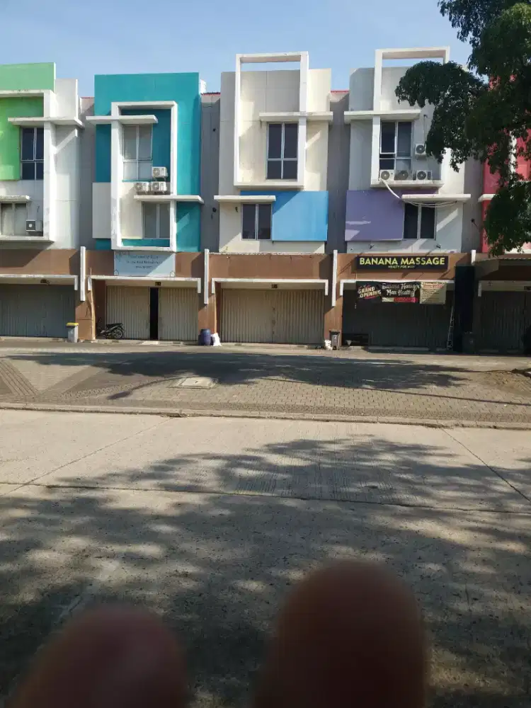 Ngecat rumah,btulin bocoran dll