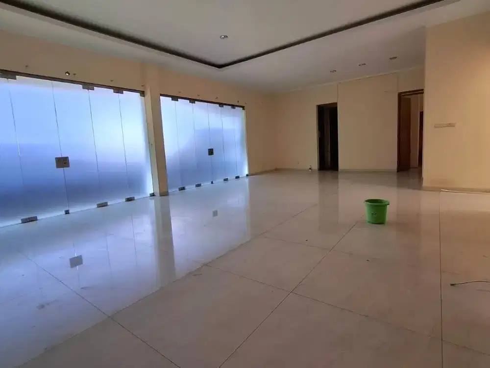 Sewa rumah bagus , bersih. Siap pakai bisa untuk tempat usaha