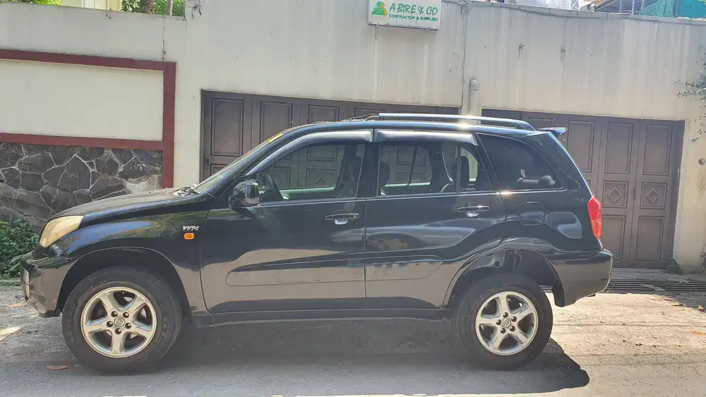 Toyota RAV4 2003 Bensin