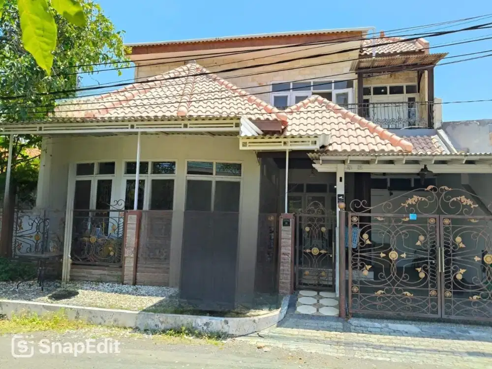 DISEWAKAN MURAH RUMAH 2 LANTAI DI RUNGKUT BARATA! LOKASI DEKAT MERR!